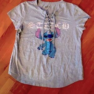 (SOLD!) Disney lilo and stitch Tee shirt size L-XL